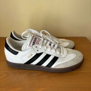 Adidas Samba White and Black Sneakers Indoor Soccer Shoes Like New Size 8.5 Men